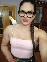 м.  Новочеркасская,  Жаркая красотка ждёт своего принца ...