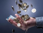 Я являюсь акционером и,  чтобы помочь тем,  кому банки отказали в кредите,  предлагаю кредиты между физическими лицами в размере от 10 000 до 30 000 000 евро.  Если вам нужен кредит,  пожалуйста,  свя ...