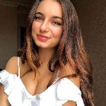 м.  Удельная,  Приглашаю мужчин насладиться массажем,  окунуться в атмосферу релакс массажа и удовольствий.  
Владею разными техниками массажа. ...