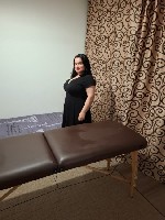 От 2000.  Классика.  Есть Суперстрапон.  Шикарная грудь 6 размера.  Куча дополнительных услуг. ...