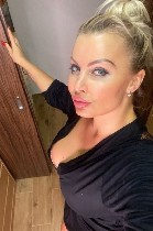 м.  Нарвская,  Яркая ,  красивая кошечка ждёт тебя на расслабляющий массаж.  Не оставит без внимания и заботы .  С ней можно 
почувствовать себя Каролем мира .  .  . ...