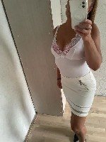 Предлагаю мои домашние пикантные эро фото и видео.  Очень озорные и классные! Готовые и на заказ.  
А также вирт общение со мной по видеозвонку,  переписке с фоточками.  Я умею сквирт! Очень секси –  ...