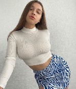 м.  Пионерская,  Яркая ,  красивая кошечка ждёт тебя на расслабляющий массаж.  Не оставит без внимания и заботы .  С ней можно 
почувствовать себя Каролем мира .  .  . ...