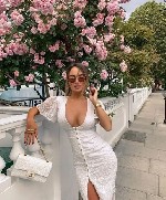 MOSCOW ESCORT VIP

Работая со мной ты будешь:
получать от 200 000руб.в неделю
индивидуальный график
работа по постам
щедрые клиенты

требования:
модельная внешность
подтянутое тело 
только  ...