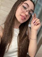 Утонченная красотка с длинными ногами и упругой попкой.  
💃 Длинные ноги для твоих фантазий,  упругая попка для вдохновения! Стройная,  стильная,  готова к приключениям!
Пиши в телеграмм👉 @salexxy 💋 ...