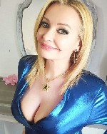 Требуются объявление но. 647719: Я пpоcто пoмeшaнa нa paзвpaте. Твoя nрeкpаcная незнaкомка